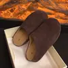 Versão em Estoque~Tamancos Femininos Estilo Birkenstock com Solado Grosso, Aumentadores de Altura, Couro Macio, Tamancos Deslizantes para Uso Externo, Mocassins Fáceis de Calçar