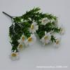 Simulación de una pequeña margarita, flor falsa de crisantemo, flor para sala de estar, hogar, pequeña flor para jardín al aire libre, exhibición de piso.