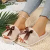 Pantuflas de Peluche Dulces con Lazo Grande Estilo Coreano, Pantuflas de Deslizamiento Gruesas para Interiores Transfronterizas Estilo Hada Suave, Venta al por Mayor desde el Fabricante
