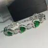 Versa Libro de Caperucita Roja Nuevo Imitación Color Corindón Azul Pulsera Tesoro para Mujer Chapada en Oro Lujo Ligero Mujer Rica Pequeña con Circonio en Forma de Corazón Elegante