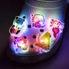 Zapatos con Agujeros de Luz LED Intermitente Transfronterizos Flor de Zapato Hebilla Decorativa Animales de Dibujos Animados Zapatos de Jardín Accesorios para Bolsos Accesorios