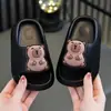 Zapatillas de verano para niñas de EVA, antideslizantes, con diseño de capibara, para salir a casa, con dibujos animados, para interiores, con fondo suave para bebés.