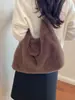 Bolsa Esponjosa de Gran Capacidad Otoño/Invierno Nuevo Estilo para Mujer Patrón de Ciervo Versátil para el Trabajo Bolso de Hombro Único Bolso de Piel Bolso Tote