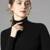 Suéter de invierno para mujer con cuello alto, corte ajustado, engrosado, nuevo y elegante estilo corto 2026, jersey de punto de manga larga, camiseta base