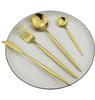 Vajilla portuguesa de acero inoxidable de AliExpress, juego de cuchillo, tenedor y cuchara de estilo occidental, juego de cuatro piezas de cuchillo y tenedor para carne dorados.