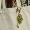 Colgante de Cuenta de Vidrio en Forma de Racimo de Uva Verde Cadena de Personalidad Creativa Encanto de Mochila Tejido Fresco Llavero