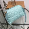 Bolsos Bolsos Pequeños para Mujer Venta al por Mayor Moda Primavera 2022 Bolsos Almohada Comercio Exterior E-Commerce Dropshipping Bolsos Cruzados de Cadena Bordados para Mujer