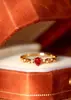 Joyería de Piedras Preciosas de Colores Estilo Palacio, Anillo Pequeño con Forma de Corazón de Rubí y Zafiro Sintéticos, Anillo de Corazón Rojo de Corindón Sintético Dorado