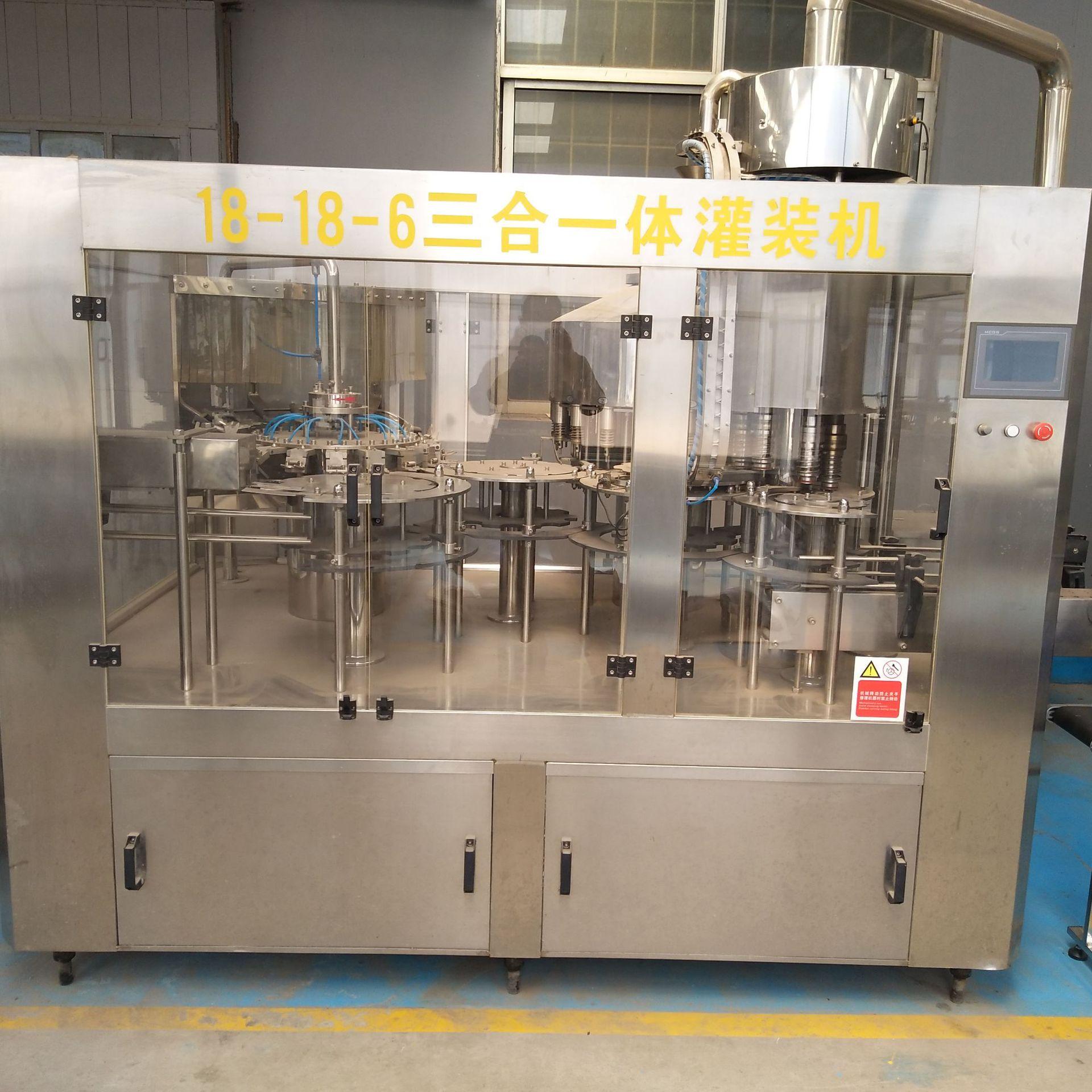 全自动矿泉水灌装机68000.jpg