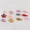Venta al por mayor de fábrica diy accesorios de joyería hechos a mano Oro Rosa Corona pez tocado infantil materiales de decoración en stock venta al por mayor