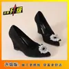 Sapatos de Salto Alto Plataforma Wedge de Trabalho Fashion Sexy com Strass 2026 Novo Estilo 35-43 Tamanho Grande Sapatos Femininos Ponta Fina Doce Sapatos de Salto Único