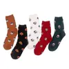 Calcetines de comercio exterior transfronterizos estilo académico coreano japonés para mujer, lindos calcetines de gatito de dibujos animados para otoño e invierno, fabricantes al por mayor