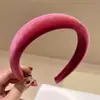 Outono e Inverno nova faixa de cabeça larga de veludo dourado com esponja, alta, cor sólida, simples, elegante, vermelho rosa, faixa de cabeça retrô francesa