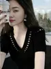 Estilo Verão Novo Retrô Chique Tricô de Manga Curta para Mulheres, Bonito, Ajustado ao Corpo, Leve, Blusa para Trabalho