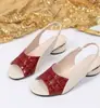 Chinelos frescos de tamanho grande com biqueira aberta para uso externo couro macio estilo novo cross-border sandálias peixe salto médio salto grosso feminino fabricante sapatos únicos Europeu Americano