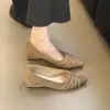 Primer Encuentro Zapatos de Tacón de Cuña de Ante Retro con Tira Cruzada para Commuter 2026 Otoño Nuevos Zapatos Casuales con Temperamento para Mujer