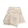 Cachecol de Tricô Liso para Mulheres, Temporada Outono e Inverno, Estilo Coreano, Amigável para Estudantes, Versátil, Quente, Protetor de Pescoço Grosso, Tendência para Casais