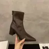 Botas Femininas Chuyuji Salto Alto Salto Bloco Bico Fino Botas de Cano Curto Marrons Estilo Martin Botas Curtas Slim Outono Inverno 2026