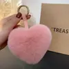 Colgante de Bolsa Lindo con Forma de Corazón de Piel de Conejo Llavero de Corazón de Felpa Bola de Piel con Forma de Corazón de Gama Alta Venta al por Mayor desde el Fabricante