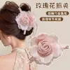 Pinza de tiburón fresca y elegante con un ambiente suave, nuevo pasador de flores 2026 para mujer, accesorio para el cabello versátil