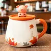 Tampas de silicone para copos, feitas sob medida com seu próprio design, apresentando figuras 3D, mascotes de IP de marcas e tampas de silicone à prova de poeira para brindes promocionais