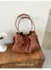 Bolso de mano de diseño de moda transfronterizo para ir al trabajo, nuevo bolso tote elegante de gran capacidad, bolso de hombro y cruzado de nicho para mujer