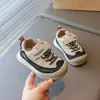 Zapatos para Caminar de Bebé 2026 Modelo Nuevo para Niñas, Zapatos Casuales Versátiles, Tenis para Niños, Suela Suave, Antideslizantes, Transpirables, Zapatos Deportivos