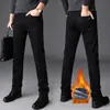Jeans negros de alta gama italianos que no se decoloran para hombre, pantalones casuales ajustados elásticos de estilo coreano para otoño e invierno