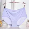 Bragas de verano de seda helada para mujer, bragas de una pieza sin costuras, bragas transpirables de cintura media, bragas sexys, pantalones para niñas, venta al por mayor