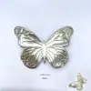 Broche borboleta de hardware de nicho de luxo leve, acessórios de vestuário, acessórios decorativos de metal