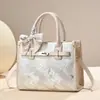 Bolsa tote estampada transfronteiriça de novo estilo chinês, retrô e leve, uma bolsa de ombro ou transversal versátil com grande capacidade, perfeita para mulheres e mães