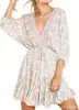 Vestido Casual de Verano para Mujer Cuello en V Mangas Tres Cuartos Plisado Floral Fluido Bohemio Mini Corto Vestido de Playa