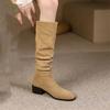 Botas Cowboy Ocidentais Originais da Moda com Bico Quadrado para Mulheres, Botas Empilhadas para Mulheres, Botas Altas Versáteis de Salto Médio-Grosso para 2025