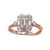 Yinyiyuan, un anillo hecho completamente de plata de ley S925, presenta un diseño único y elegante con una estética minimalista y versátil, ofreciendo un toque de lujo discreto.. Es un anillo perfecto para mujeres