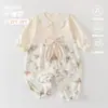 Mono de Bebé para Primavera 2026 Algodón Puro Clase A Malla Apertura Lateral Botón Oculto Ropa para Exteriores para Niños y Niñas Atuendo de Primavera