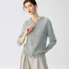 Cardigã de cashmere com capuz em tricô de cable para mulheres, novo suéter de tricô liso para outono e inverno, casaco quente solto e versátil