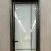 Portas de balanço internas simples e modernas para uso doméstico, portas de vidro estilosas para quarto e banheiro, feitas sob medida