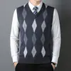 Colete de lã com decote em V para outono e inverno, colete de malha espesso sem mangas com padrão de losangos para homens, usado sob um suéter jacquard, colete masculino