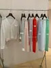 Cardigã de Tricô Verde Limão com Chá Verde 2026 Verão Estilo Suave Simples Versátil Emagrecedor Casual Elegante Decote V Proteção Solar para Mulheres