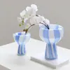 Bixuan Moderno Creativo Abierto Rayas Azules y Blancas Vidrio Decorativo Florero Flor Seca Mueble de TV Sala de Estar Encimera Florero