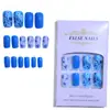 Manicura Simple Transfronteriza de 24 Piezas Europea y Americana Fresca Azul Flores Pequeñas y Hojas Rectangulares Medias Uñas Portátiles Venta al por Mayor