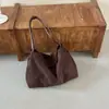 Bolso tote de ante transfronterizo para mujer, nueva colección otoño 2026, con una textura de alta calidad, diseño casual y minimalista, adecuado para el uso diario, y se puede llevar como bolso de hombro o de axila