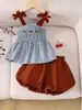 Ropa de Verano Transfronteriza Europea y Americana Nueva Linda Blusa de Tirantes a Cuadros Color Café Pantalones Cortos Abullonados Ropa Infantil Fea Linda