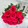 Nuevo producto transfronterizo: rosas pequeñas artificiales de 12 cabezas para decoración de pasillo de boda, decoración del Día de San Valentín, decoración del hogar, flores artificiales de seda