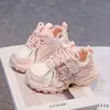 Zapatos para niñas 2026 otoño nuevos de moda geniales zapatos deportivos para niños, moda de diamantes de imitación casual populares zapatos de papá