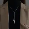 Collar de Tirar Ajustable Geométrico Triangular para Mujer Diseño de Nicho Cadena Larga para Suéter con Borla Estilo Largo Popular Elegante Sencillo