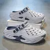 Sapatos Perfurados Fechados de Tamanho Grande para Homens, Sandálias Casuais Respiráveis para Uso Externo com Solado Grosso Fechado, Novos Sapatos de Praia Respiráveis de Verão