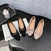 Zapatos de Suela Blanda Suaves Estilo Hada Dama Tendencia Celebridad de Internet Versátiles de Moda Puntiagudos para Mujer Nuevo Estilo Verano y Otoño 2025