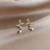 Pendientes de Perla de Lujo Nicho con Aguja de Plata S925, Pendientes de Botón Versátiles de Moda con un Toque de Alta Gama, Artículo Popular de Moda para Influencers y Socialités