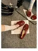 Zapatos de Ballet con Lazo Estilo Old Money Swan Lake de Hong Kong para Mujer Verano 2026 Nuevos Zapatos de Abuela Slip-On de Cuero Suave